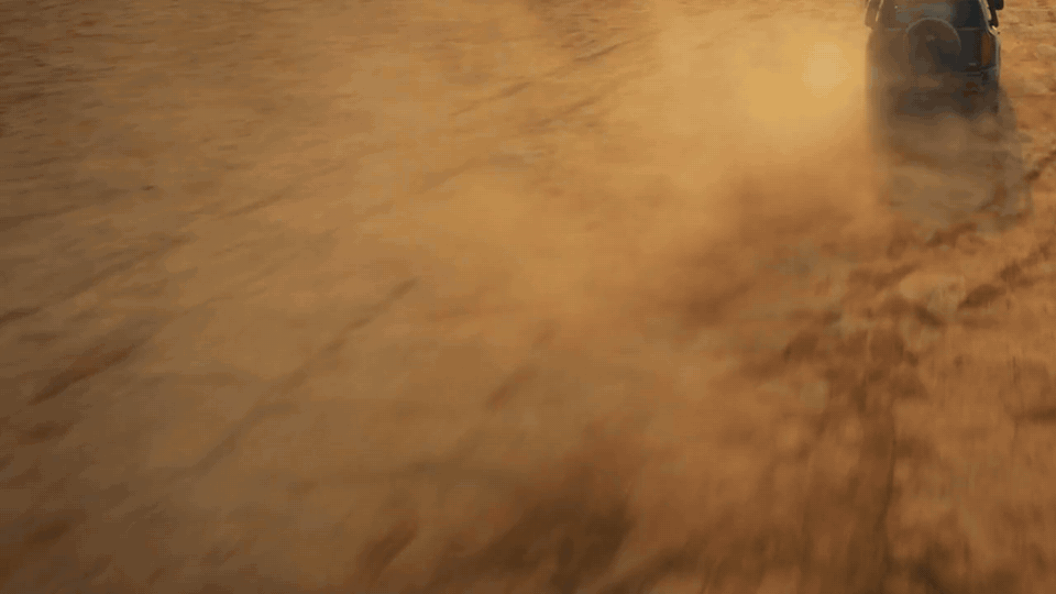 JETOUR desert convoy closing visual